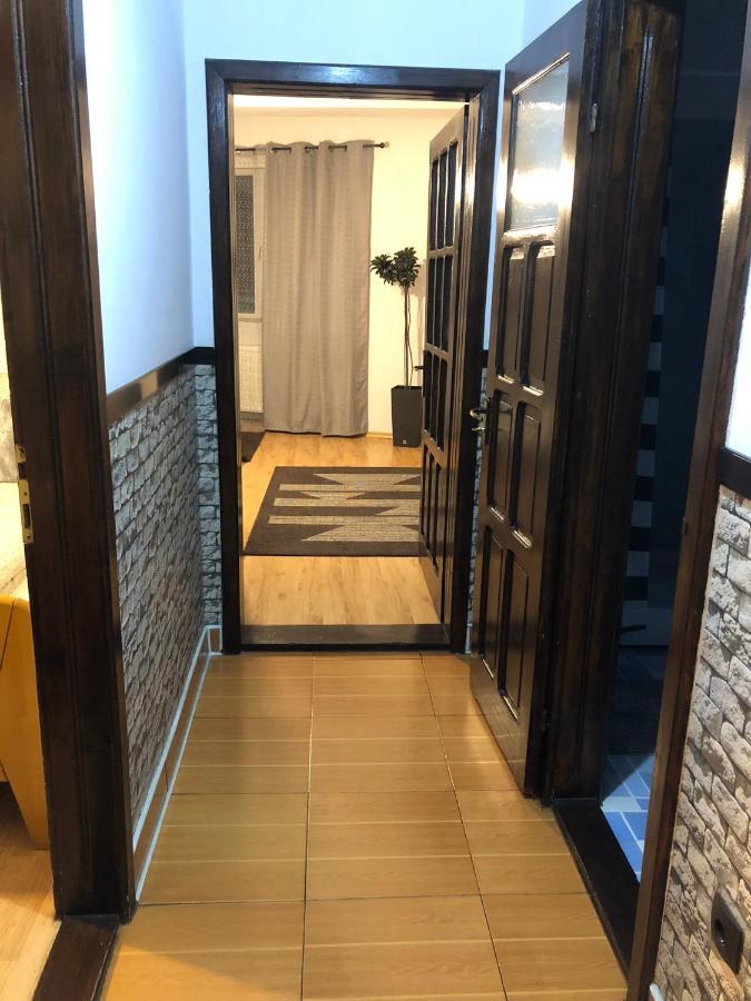 Apartament Basak 2 Apartment Deva Bagian luar foto